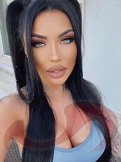 Kontaktanzeige Raffaella | Big Boobs | geile Titten