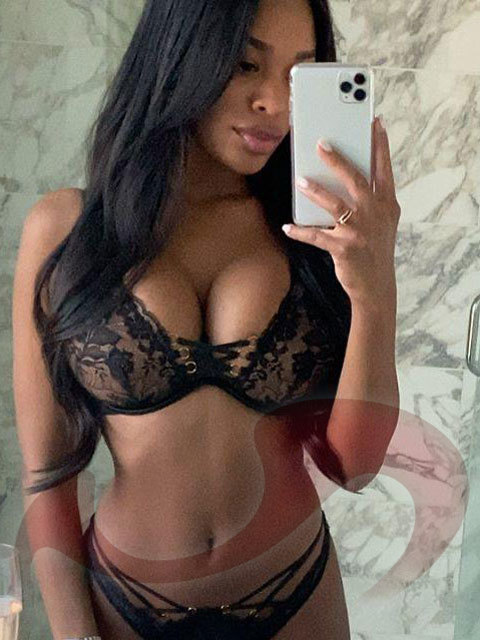 Kontaktanzeige Mia | Big Boobs | geile Titten